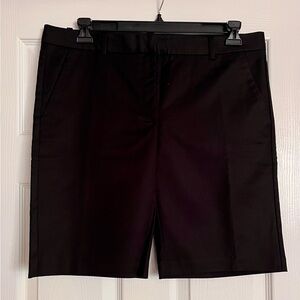 NWOT Joe Fresh Black bermuda Shorts size 12.  Pockets front/back